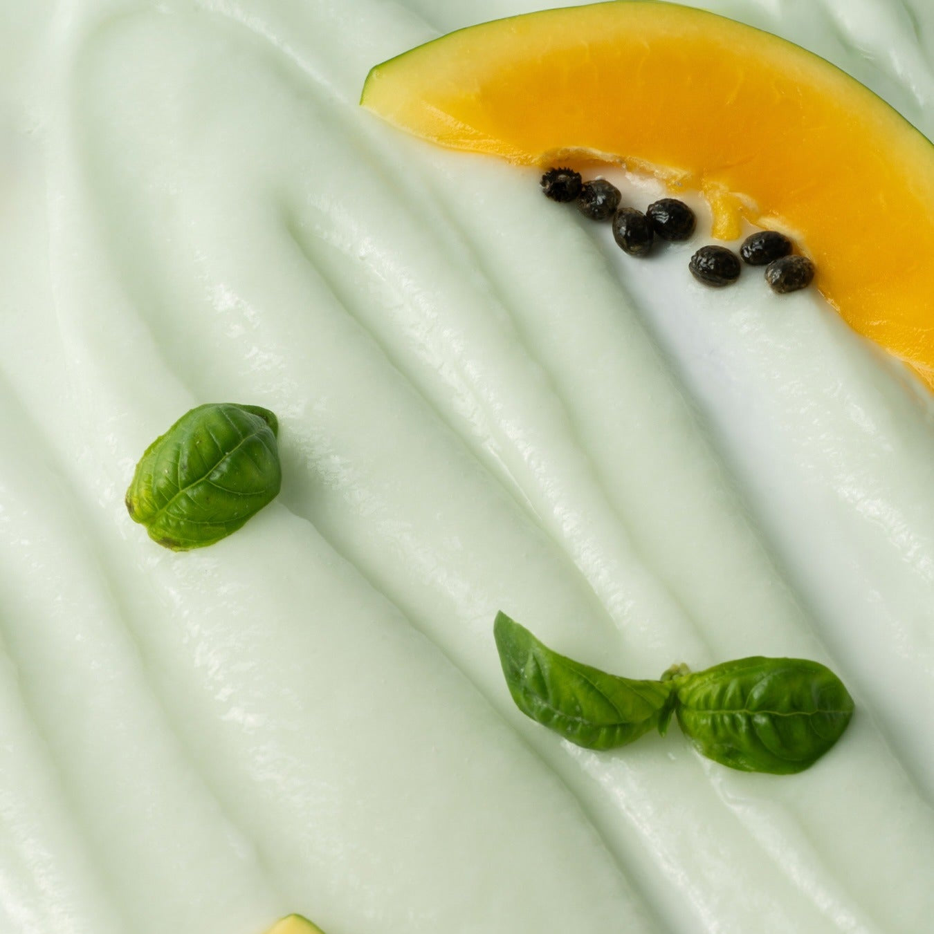 HERBLOOM  Green Papain Soft Peeling Gel 120g