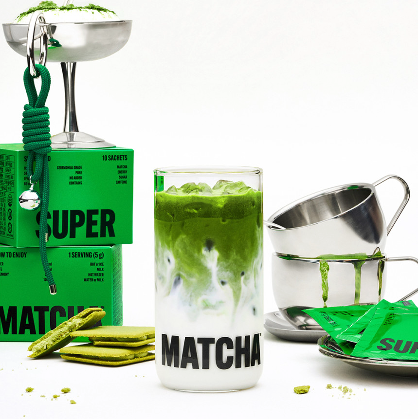 HIT THE TEA Super Matcha Home Cafe Set (Pure 10+Sweet 10+Heat-Resistant Glass Cup ) avec matcha vert, tasse en verre
