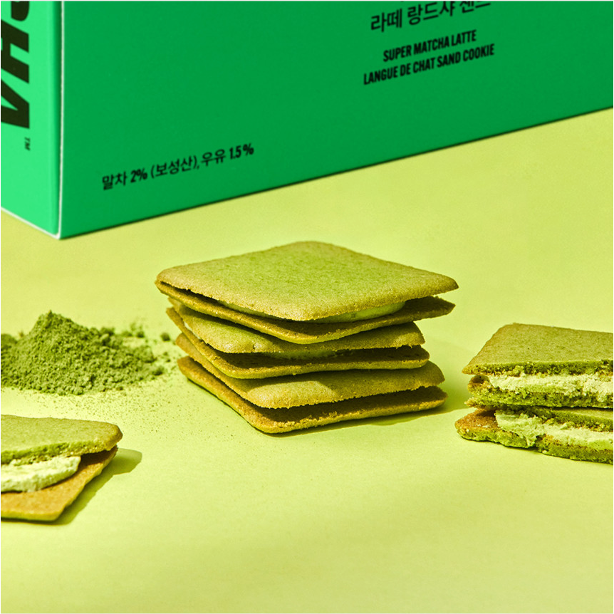 HIT THE TEA Super Matcha Lang De Cha Cream Sandwich 10 Pieces(Latte/Strawberry) : biscuits au matcha superposés, boîte verte