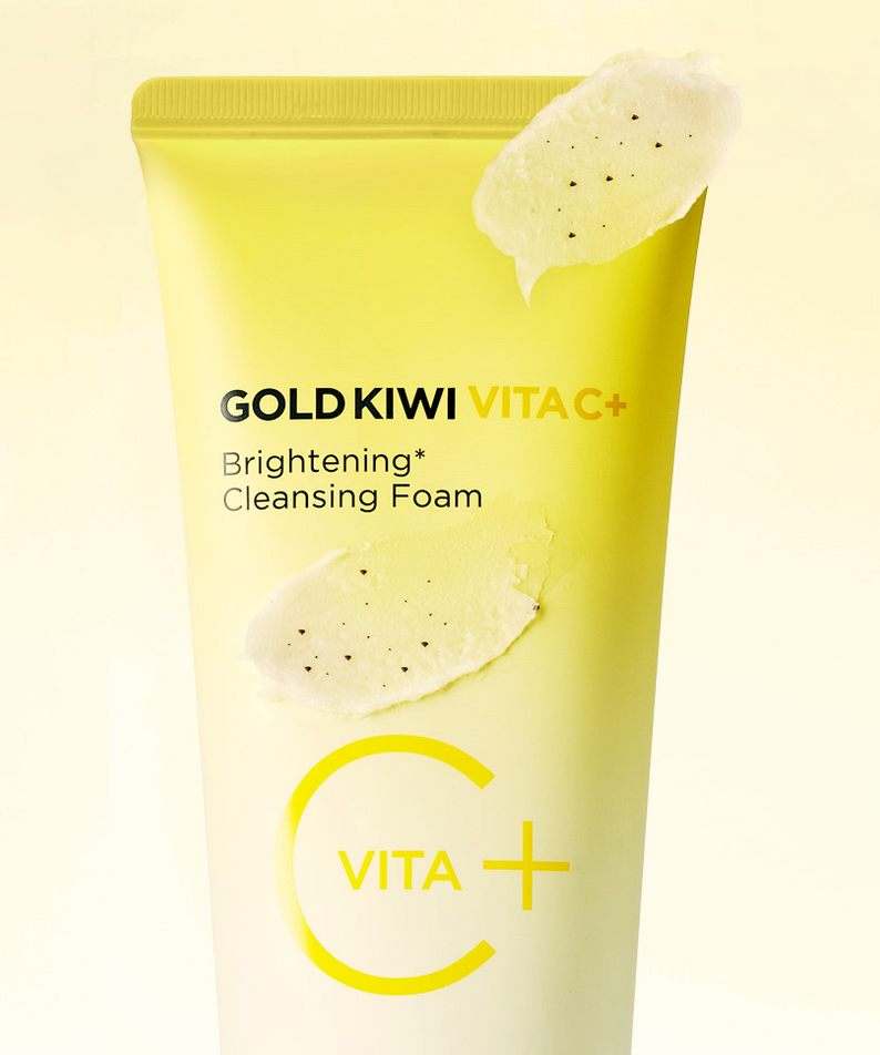 Décris l'image en français : HOLIKA HOLIKA Gold Kiwi Vita C+ Brightening Cleansing Foam 150ml, tube jaune avec texture kiwi