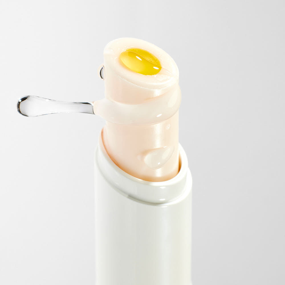 IDEAL FOR MEN Baretone Lip Balm 4g : baume à lèvres pour hommes, en gros plan sur fond clair.
