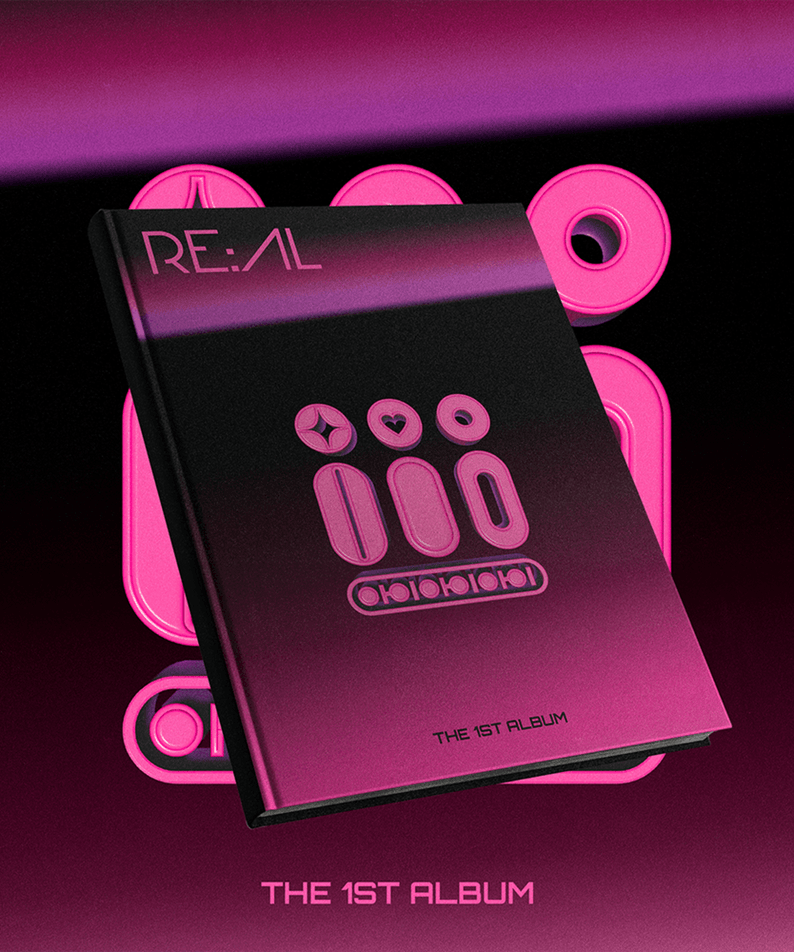 III - 1st Single Album [RE:AL iii] - Album Kpop, pochette RE:AL sur fond violet rose, concept moderne.