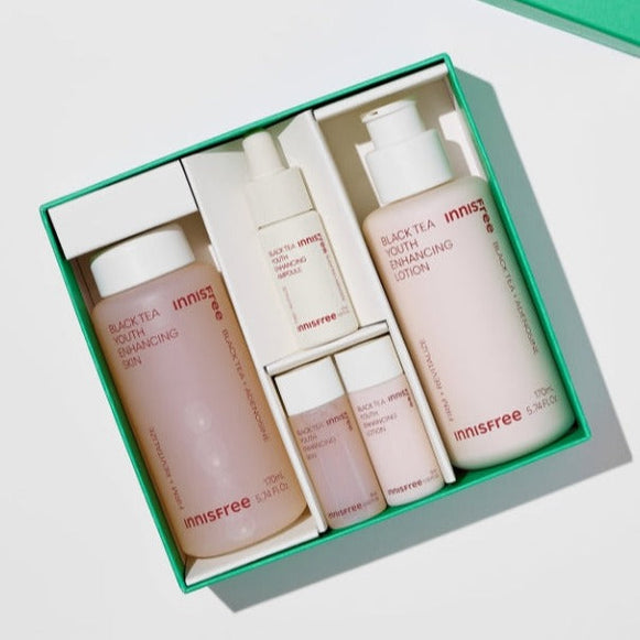 INNISFREE Black Tea Youth Enhancing Set (Skin & Lotion) disponible sur Ma petite Coree, ton Eshop 100% K-beauty en direct de Seoul
