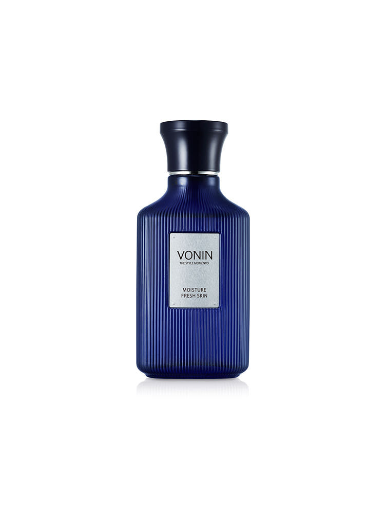 ISAKNOX  Bonin The Style Momento Fresh Skin 150ml : flacon bleu sur fond blanc, présentation produit maquillage.