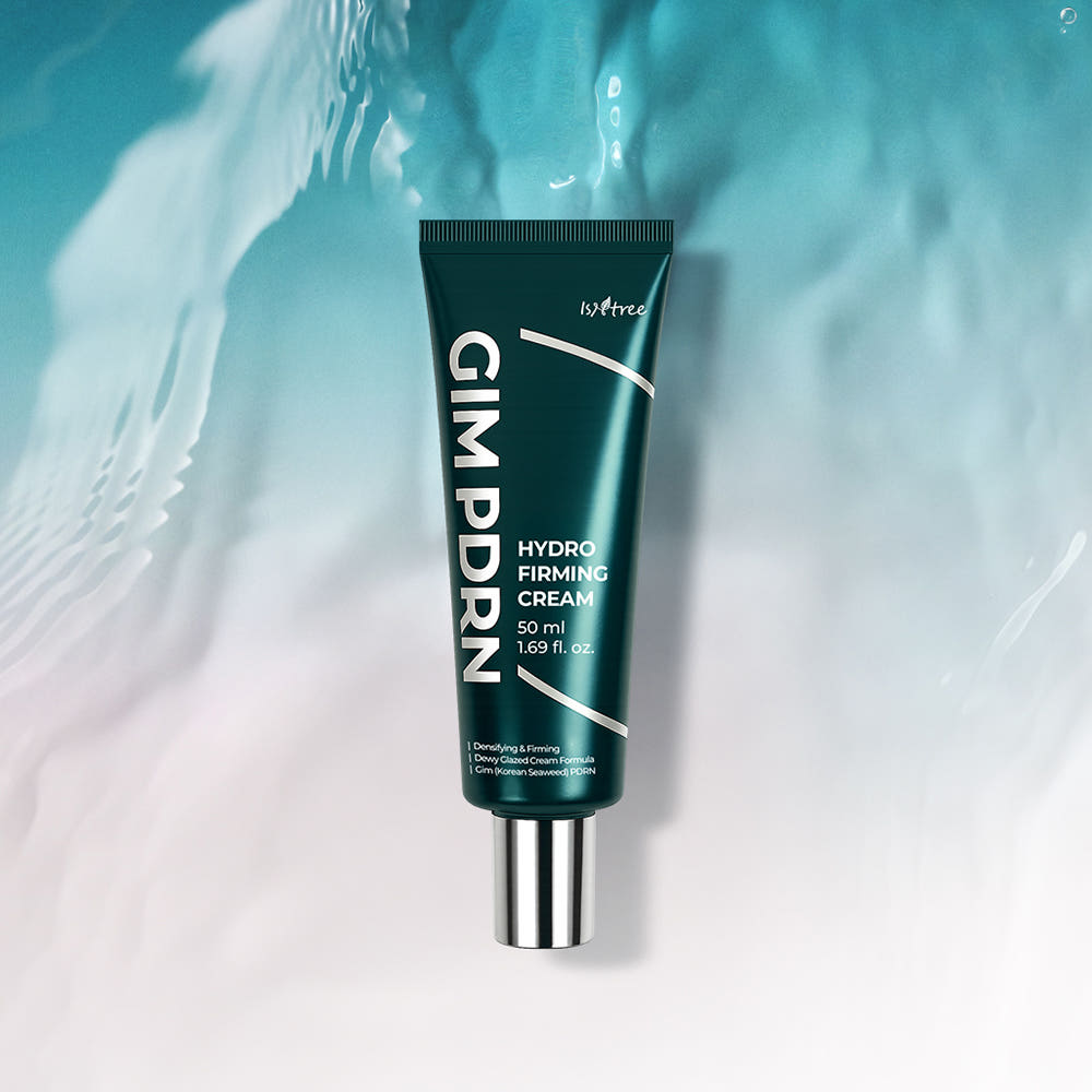 ISNTREE Kim PDRN Hydro Firming Cream 50ml, crème hydratante firming dans un décor bleu apaisant, tube produit