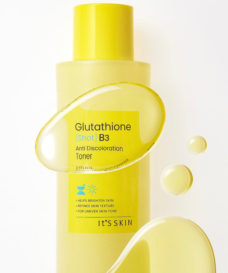 Bouteille jaune de IT'S SKIN Glutathione Shot B3 Toner 120ml, améliore l'éclat et lisse la texture de la peau avec des gouttes de toner visible.