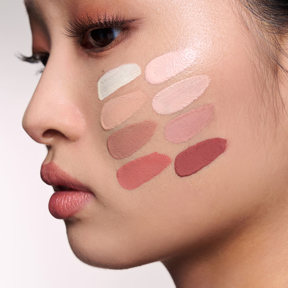 JAVINDESEOUL Wink Cushion Shade Primer 8g, marque JAVINDESEOUL, maquillage appliqué sur visage maquillé en studio.