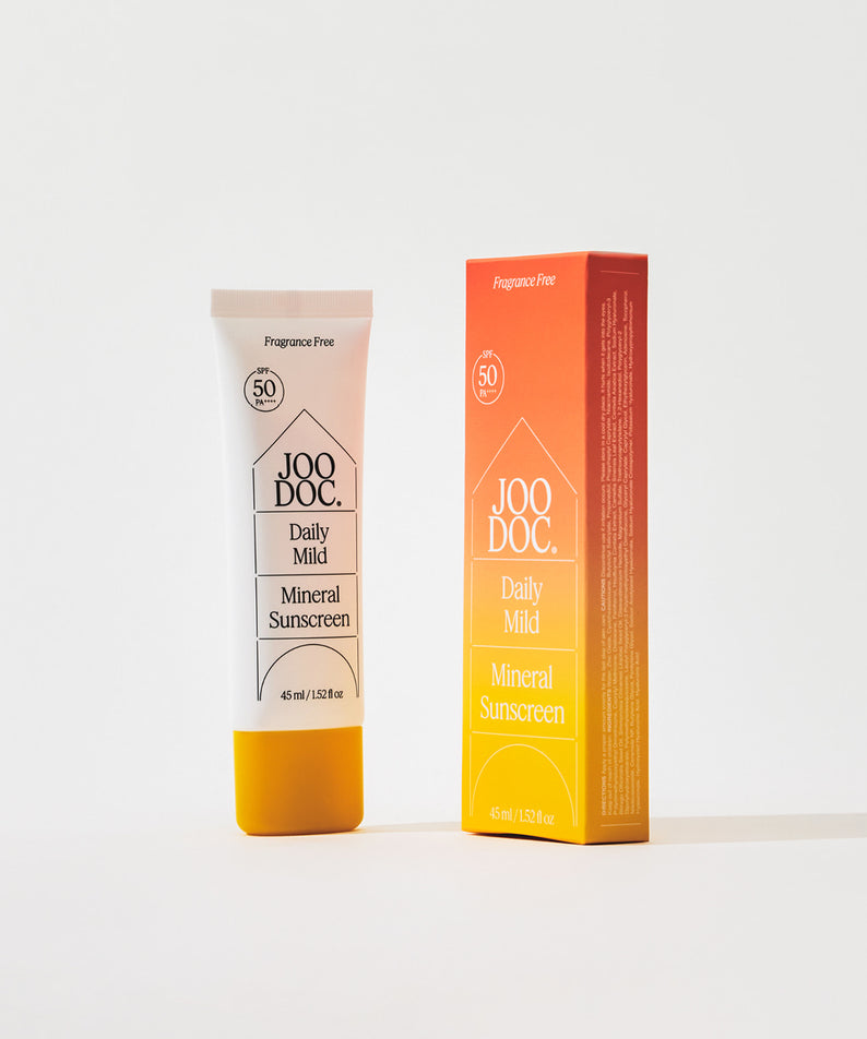 JOODOC  Daily Mild Mineral Sunscreen 45ml de la marque JOODOC, flacons crème minérale SPF50 sur fond clair.