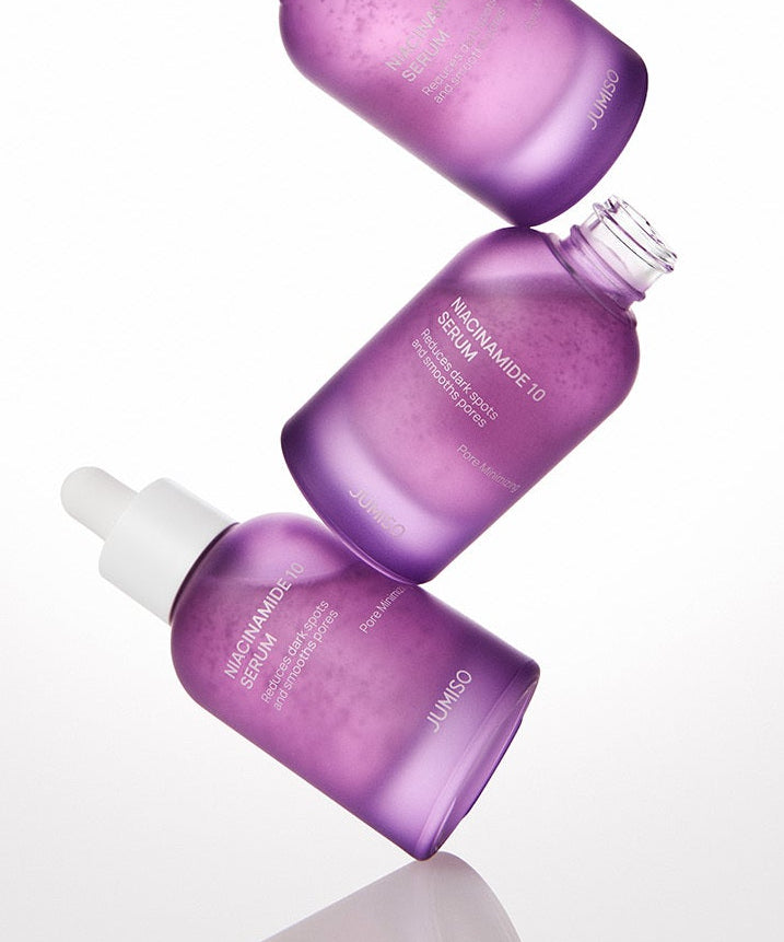 JUMISO Niacinamide 10 Serum 40ml, bouteilles violettes sur fond blanc, gros plan produit et marque JUMISO.