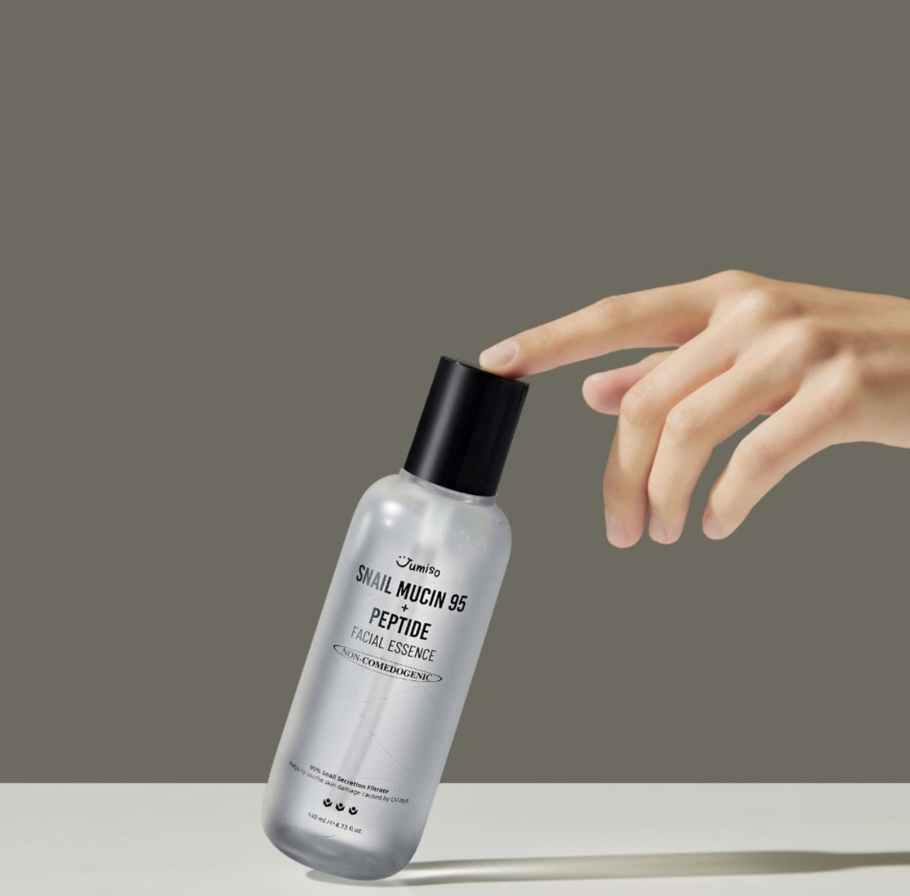 JUMISO Snail Mucin 95+ Peptide Facial Essence 140ml disponible sur Ma petite Coree, ton Eshop 100% K-beauty en direct de Seoul