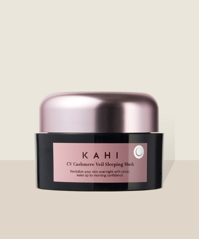 KAHI CV Chashmere Veil Sleeping Mask 50ml de KAHI, pot crème sur fond clair, photo produit en studio.