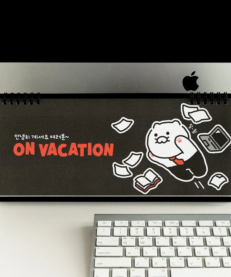 KAKAO FRIENDS  Life Is Hard 2026 3-Month Desk Calendar at a Glance, bureau avec clavier et calendrier illustré.