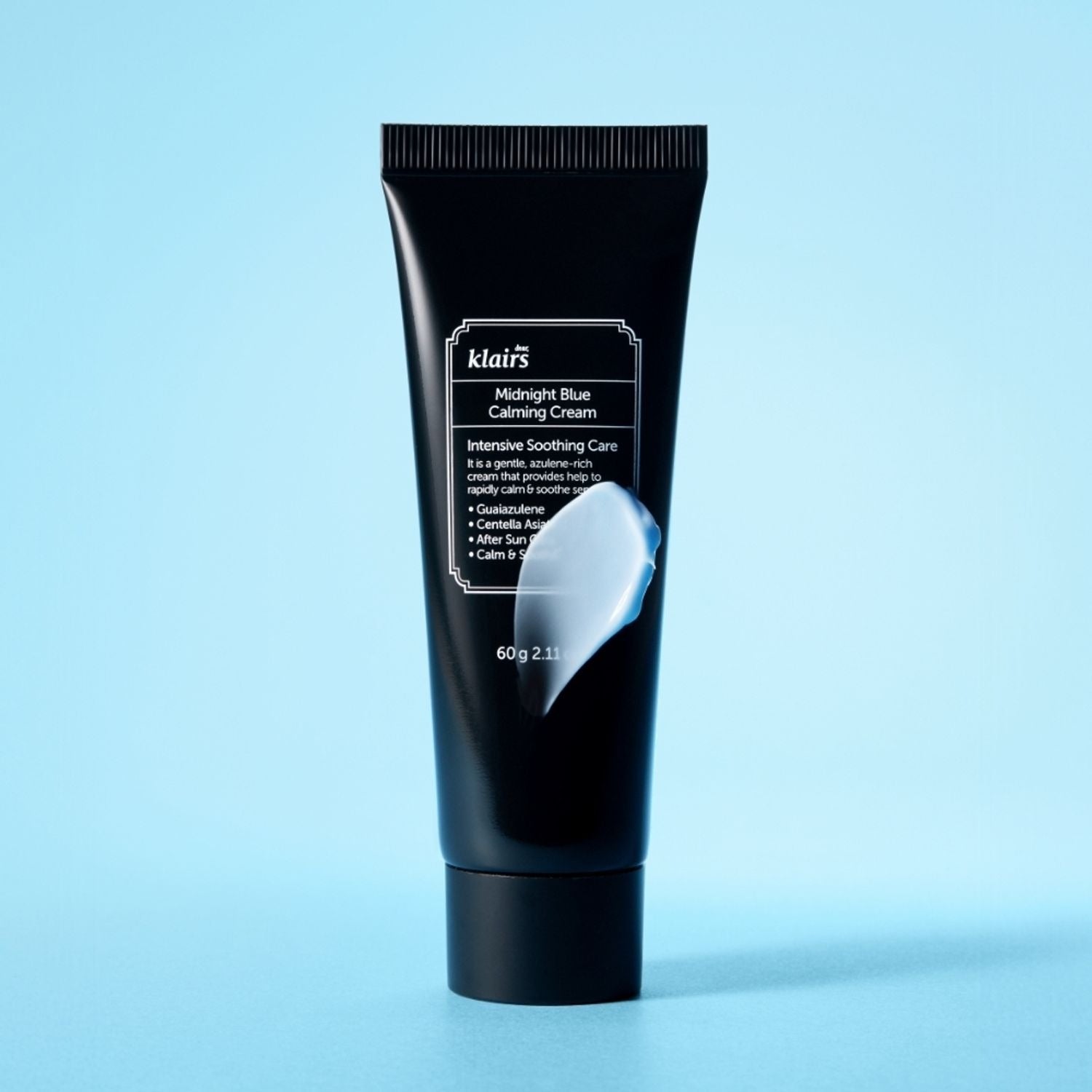 KLAIRS  EGF Midnight Blue Calming Cream 60g de la marque KLAIRS, tube bleu sur fond bleu clair.