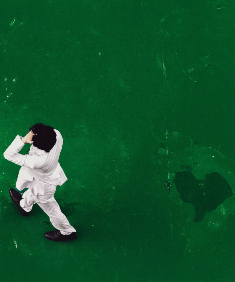 KYUNG JEHWAN - [982] - Album Kpop : visuel vert avec danseur en blanc, ambiance pop coréenne du nouvel album.