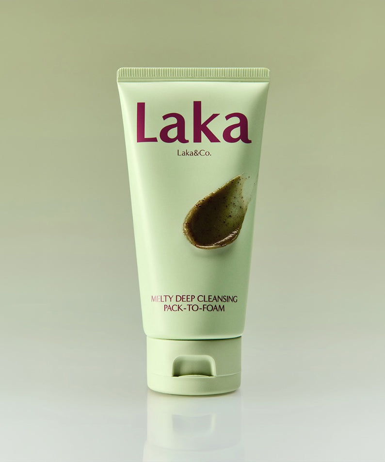 LAKA Melty Deep Cleansing Pack-to-Foam 120ml de Laka, tube vert sur fond clair, texture crémeuse en goutte