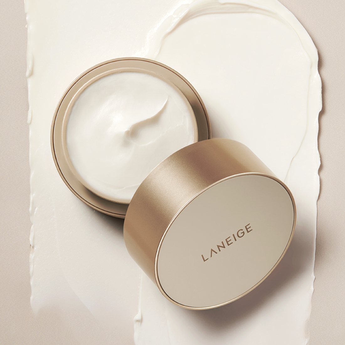 LANEIGE Perfect Renew 3X Cream Advanced 50ml : pot de crème sur fond crème, marque LANEIGE, contexte soin beauté.