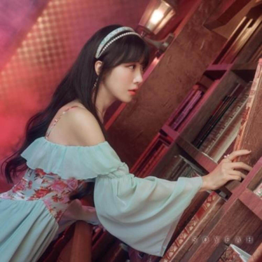 LEE SOYE - 1st Album [Here I Am] - Album Kpop