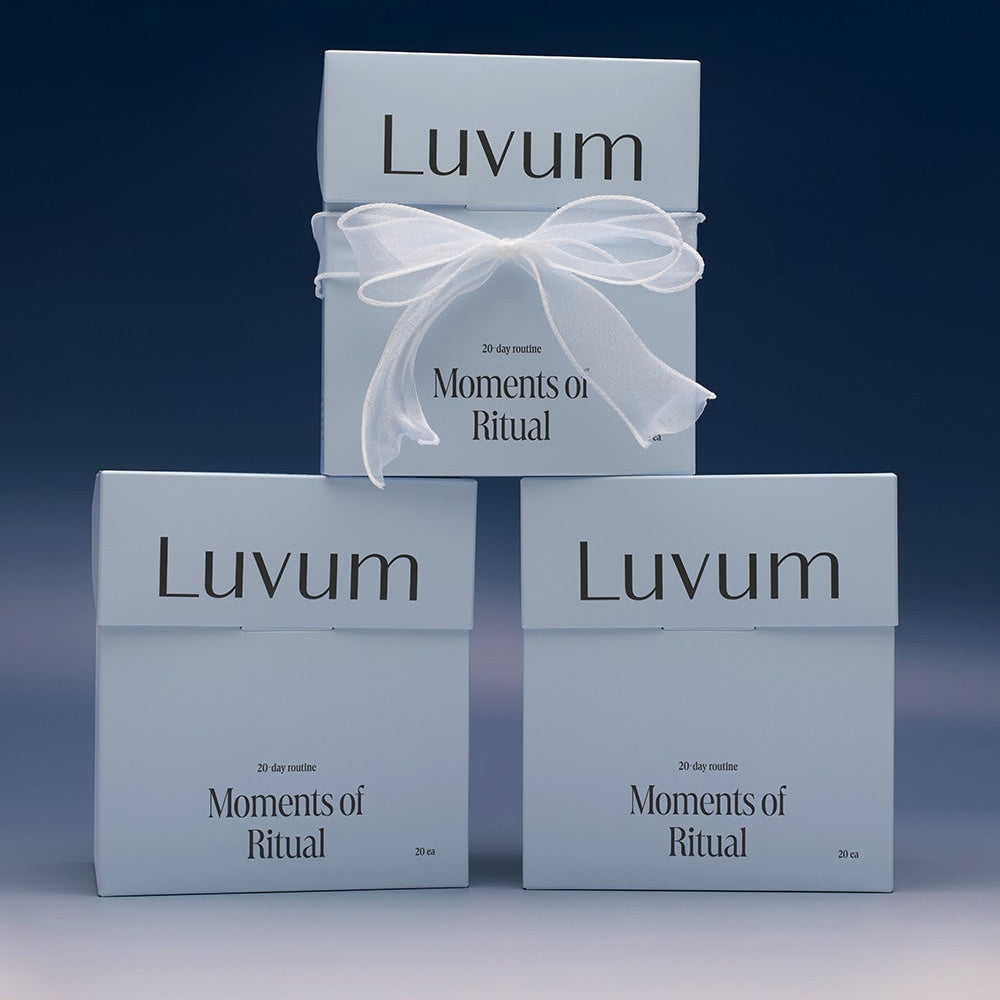 LUVUM Gel Mask Set (Soothing, Whiteing, Elasticity, Radiance, Moisture) 20 Sheets : coffrets Luvum sur fond bleu