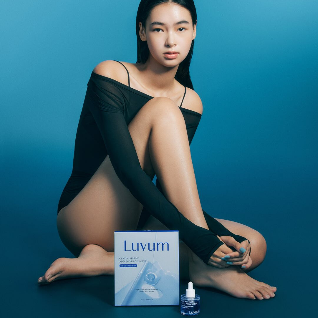 LUVUM Glacial Maarine Aigae-PDRN Gel Mask 5 Sheets, marque Luvum, masque gel sur fond bleu avec modèle
