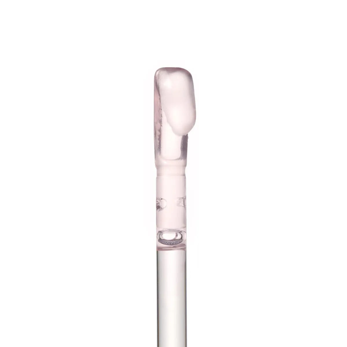 LUVUM Volume Lip Serum 4ml : sérum pour les lèvres rose pâle, packaging LUVUM sur fond blanc, gros plan.