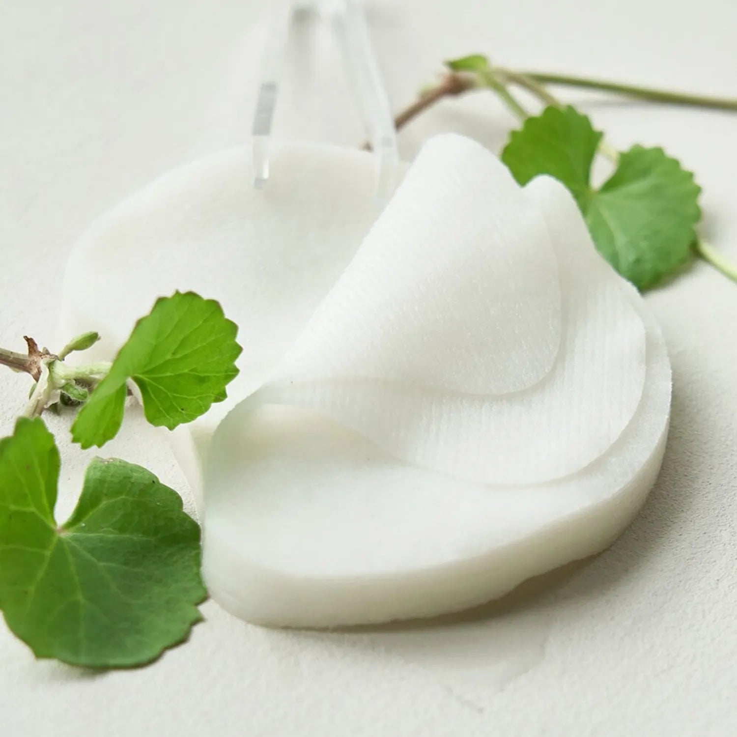 LUVUM Calming Repair Cica Spot 60 Pads