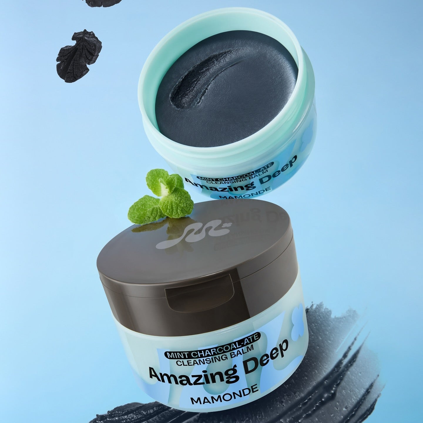 MAMONDE Amazing Deep Mint Chocolate Cleansing Balm 90ml, pot bleu et noir, menthe et chocolat sur fond bleu
