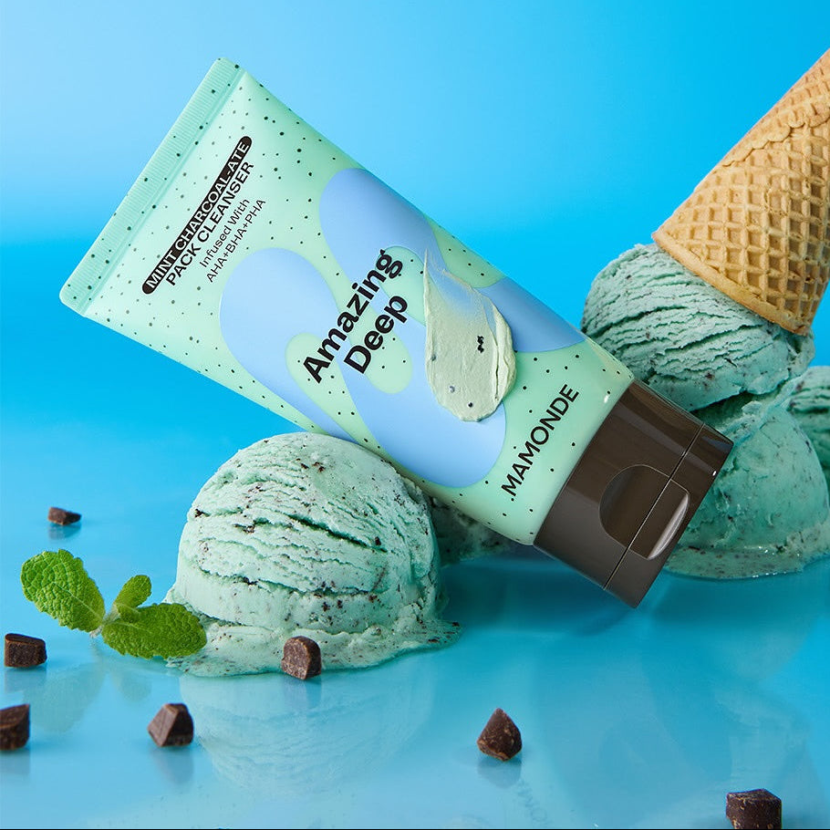 MAMONDE Amazing Deep Mint Chocolate Pack Cleanser 135g, packaging menthe et chocolat sur fond bleu.