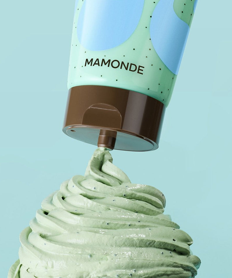 MAMONDE Amazing Deep Mint Chocolate Pack Cleanser 135g : tube vert menthe, crème mousse, fond bleu pastel