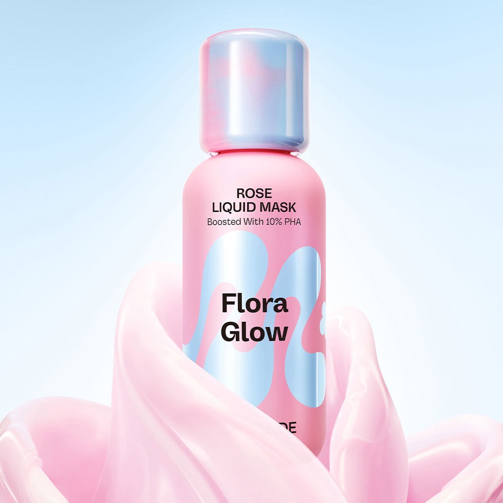 MAMONDE Flora Glow Rose Hydrogel Mask 1 sheet, flacon rose et tissu, contexte beauté spa, rose en ambiance douce.