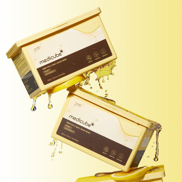 MEDICUBE Deep Vita C Daily Quick Mask 30 Sheets de Medicube, masques en feuilles avec gouttes sur fond jaune