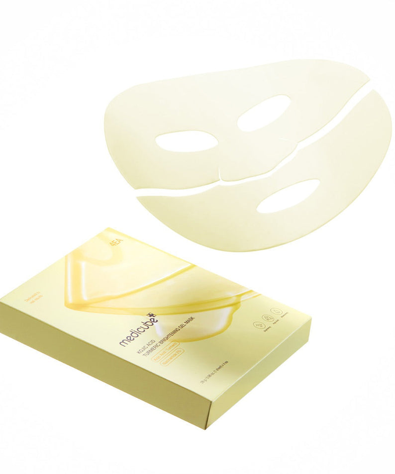 MEDICUBE Kojic Acid Turmeric Vita Gel Mask de MEDICUBE, masque à la texture gel sur fond clair, packaging jaune