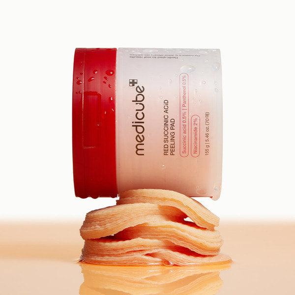MEDICUBE Red Succinic Acid Peeling Pads 70p 155g disponible sur Ma petite Coree, ton Eshop 100% K-beauty en direct de Seoul