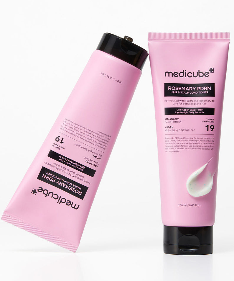 MEDICUBE Rosemary PDRN Hair & Scalp Conditioner 250ml de medcube, flacons rose sur fond blanc (produit capillaire)