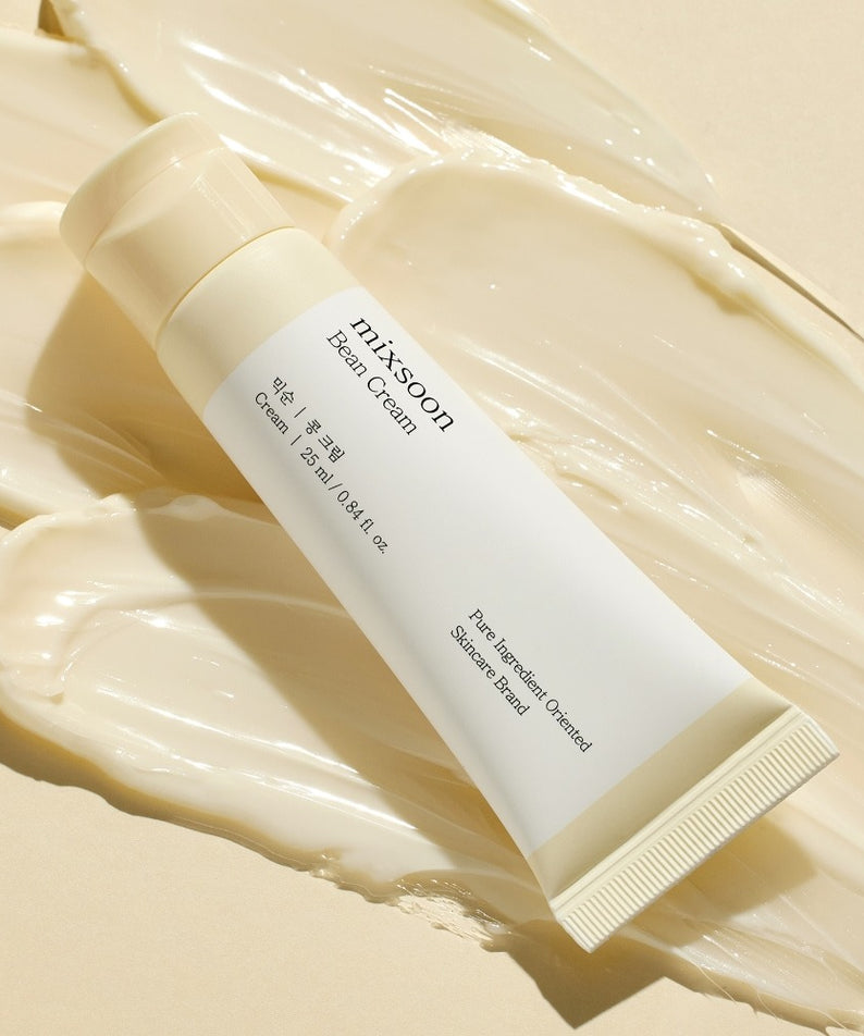MIXSOON Bean Cream 25ml, tube et crème lisse sur fond beige, mise en scène beauté, marque MIXSOON