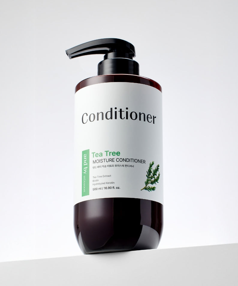 MIXSOON Tea Tree Moisture Conditioner 500ml, bouteille de conditionneur à la menthe arômes tea tree sur fond blanc