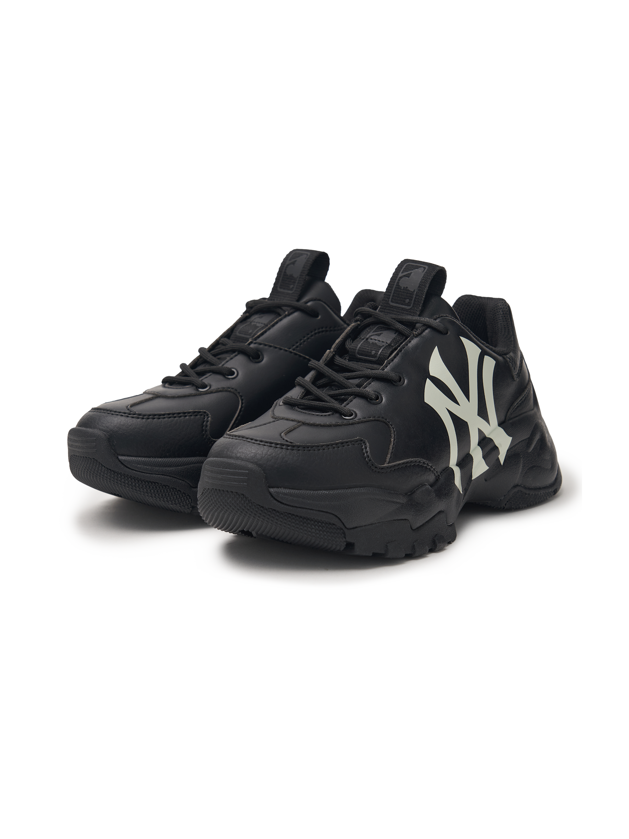 MLB Big Ball Chunky A New York Yankees BLACK, baskets chunky noires New York Yankees, marque MLB, photo produit sur fond clair.