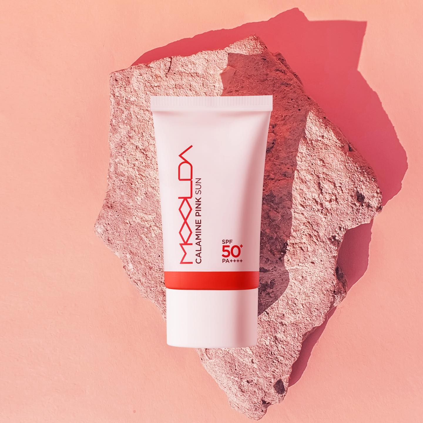 MOOLDA Calamine Pink Sun SPF50+ PA++++ disponible sur Ma petite Coree, ton Eshop 100% K-beauty en direct de Seoul