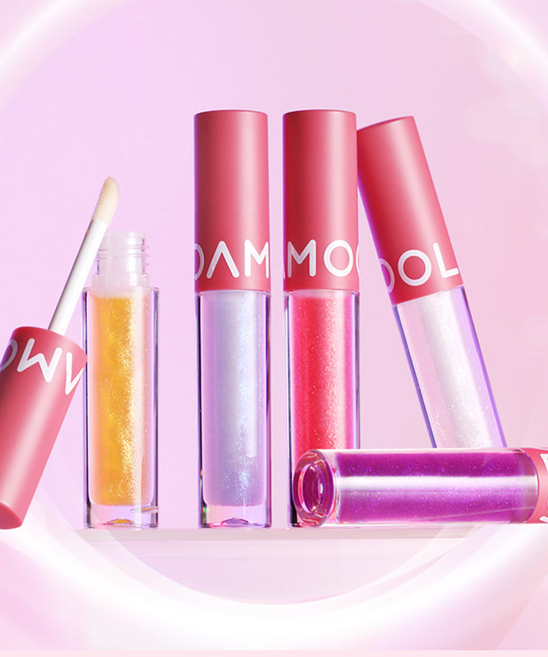 Collection de gloss MOOLDA Volume Maxima Lip Plumper pour des lèvres pulpeuses et éclatantes.