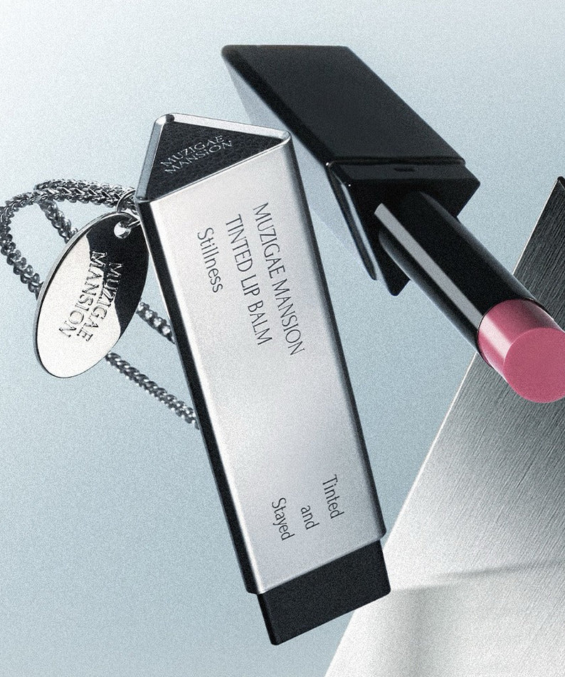 MUZIGAE MANSION NEW Tinted lip balms avec présentation élégante et moderne, idéale pour les lèvres.