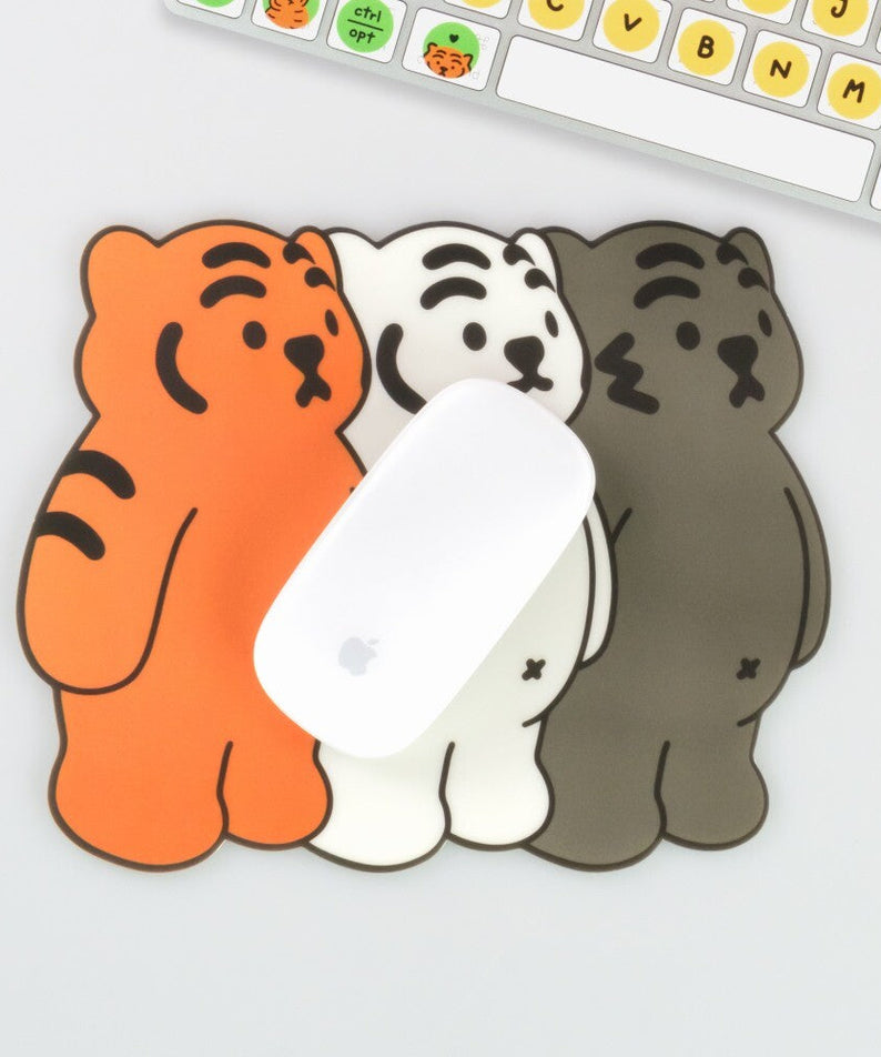 MUZIK TIGER Attention Three Tigers Mouse Pad disponible sur Ma petite Coree, ton Eshop 100% K-beauty en direct de Seoul