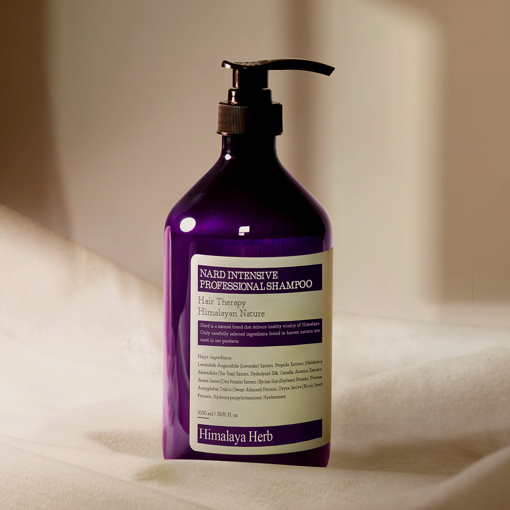 Décris l'image en français en mentionnant le produit, la marque et le contexte visuel NARD Intensive Professional  Shampoo 1000ml