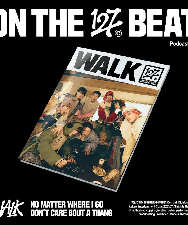 NCT 127 - 6th Album [WALK] (Podcast Ver.) - Album Kpop, jaquette noire “ON THE BEAT” avec les membres et “WALK”.