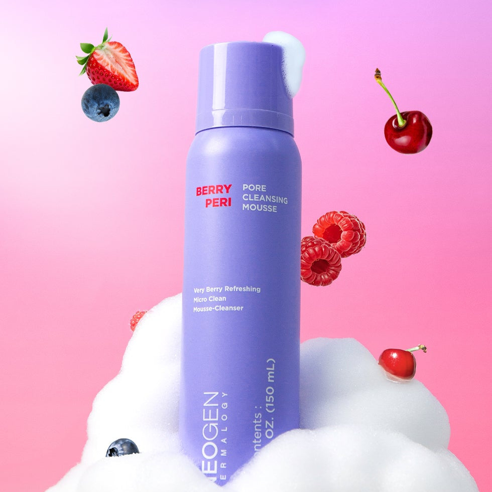 NEOGEN Berry Peri Pore Cleansing Mousse 150ml, mousse nettoyante à la baie sur fond rose avec fruits