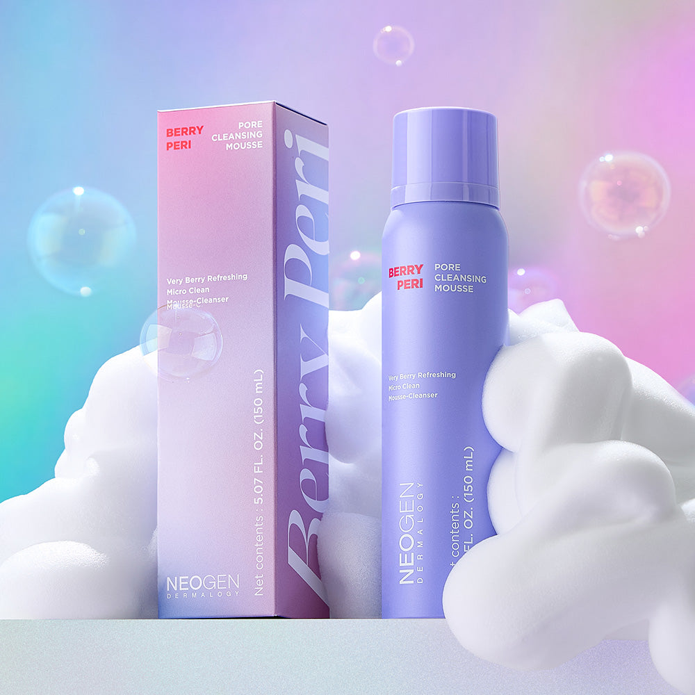 NEOGEN Berry Peri Pore Cleansing Mousse 150ml de NEOGEN, photo produit sur fond pastel avec bulles et mousse