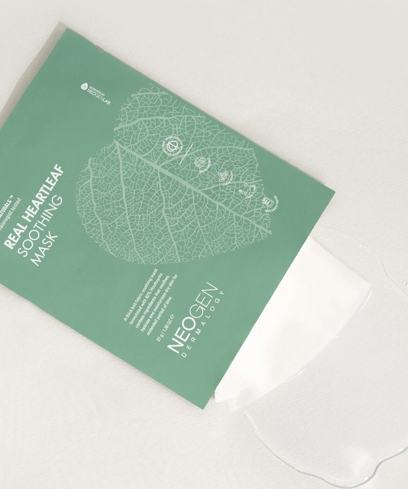 NEOGEN Real Heartleaf Soothing Mask 5 Packs de la marque NEOGEN, masque en feuille vert sur fond clair.