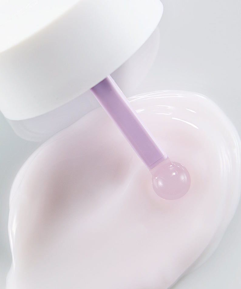 Décris l'image en français en mentionnant le produit, la marque et le contexte visuel : NEOGEN V Biome Soothing Cream 60g.