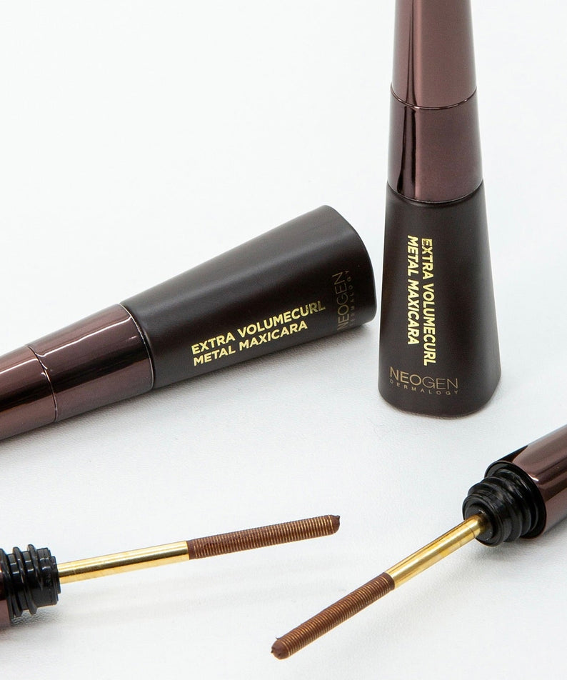Mascara NEOGEN Volume Curl Matal Brown 4ml pour des cils volumineux et courbes, emballage d'une élégance tendance.