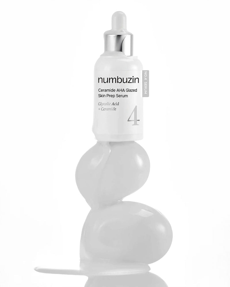 NUMBUZIN No.4 Ceramide AHA Glazed Skin Prep Serum 30ml de la marque numbuzin, flacon blanc sur fond clair.