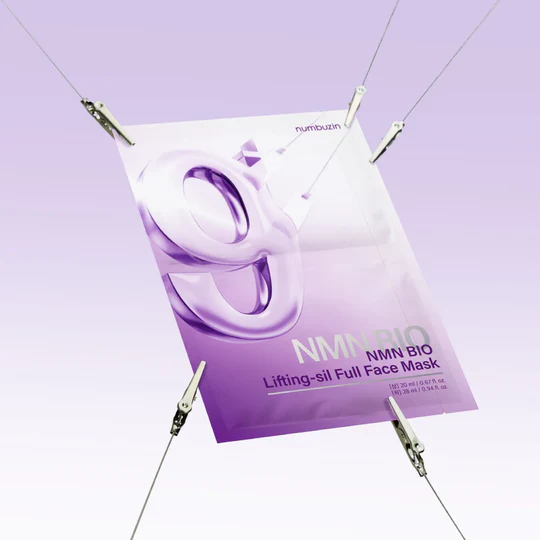 NUMBUZIN No.9 NMN Bio Lifting Full Face Pack 4 sheets, masque facial NMN Bio sur fond violet, présentation produit