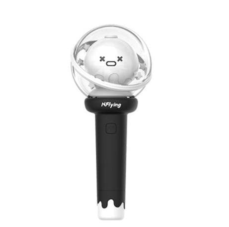 Nflying Official Lighstick ver.2 : bâton lumineux noir avec globe, visuel fond blanc, produit officiel N.Flying.